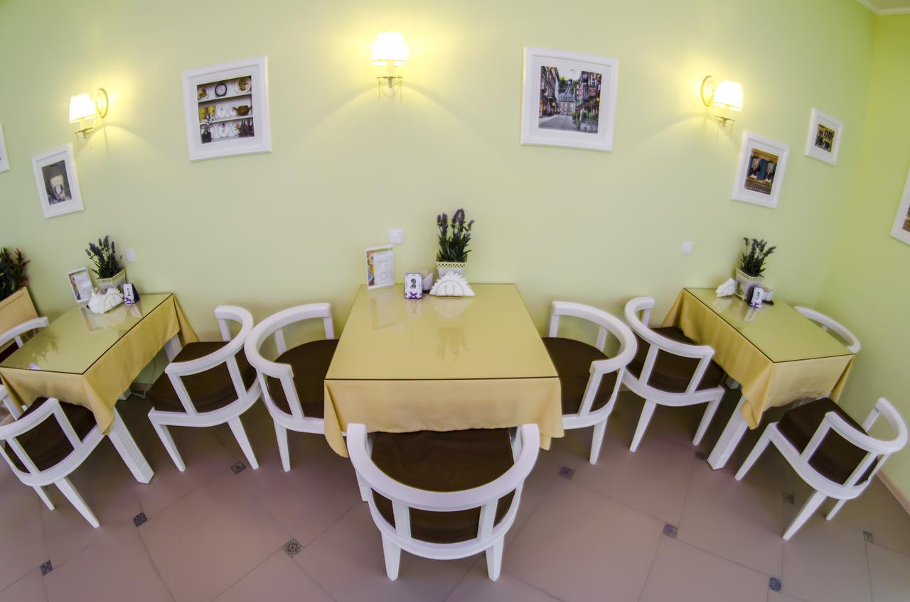 Vitapark Sonyachnyy Provans Satanov Ngoại thất bức ảnh